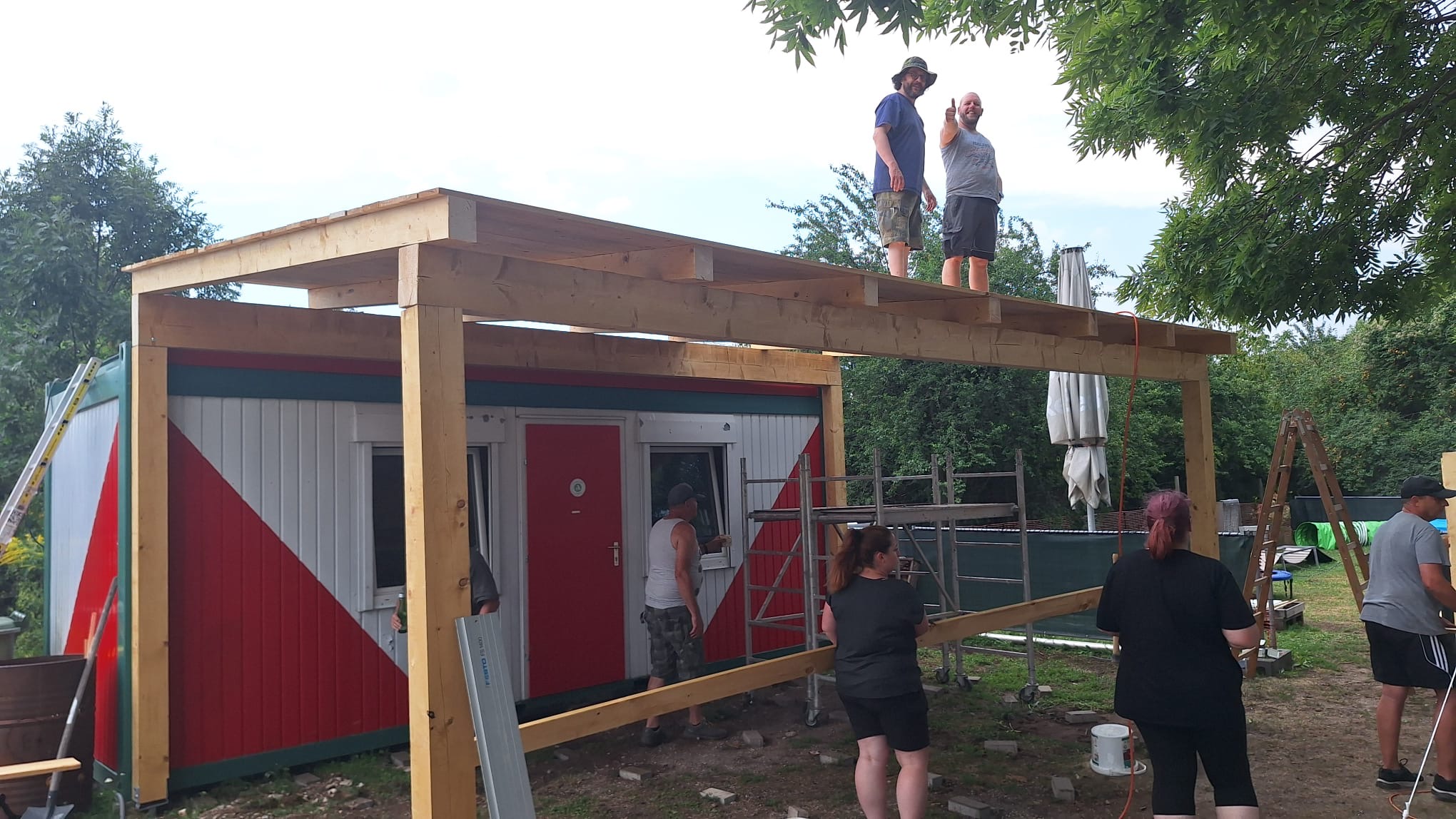 b51204e9-ccf8-40e7-8ed0-13baabdbe384